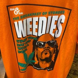 Snoop Dogg Weedies tee